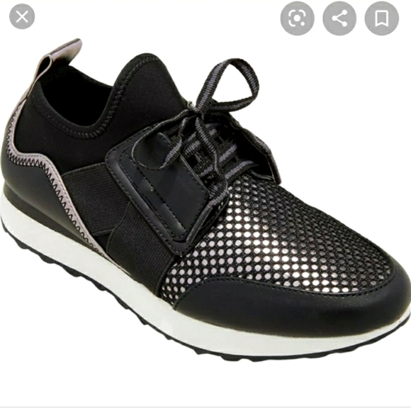 A New Day Deena Sneaker - Picture 2 of 5